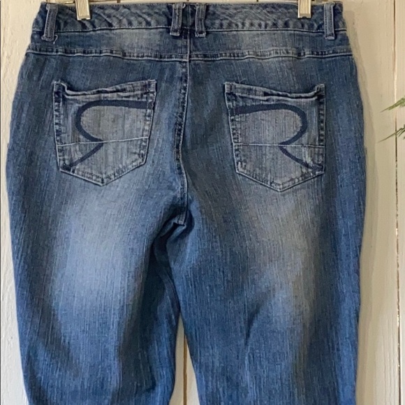 Jeans - Picture 4 of 11